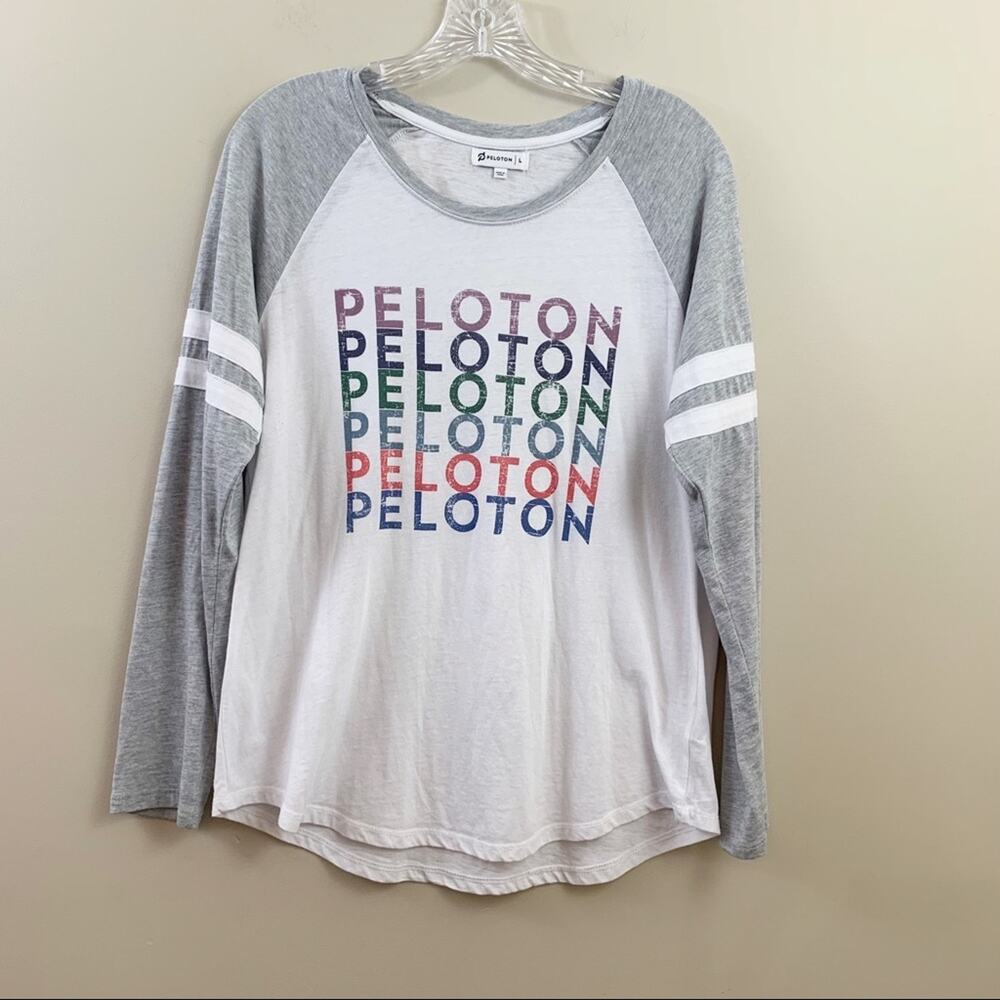 Peloton Scoop Neck Multi-Color Logo Print White/Gray Long Sleeve Top